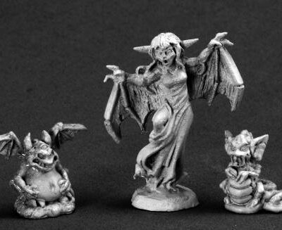 DHL: Familiar Pack