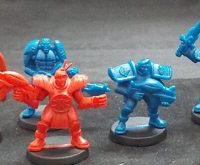 Mutant Chronicals: Red and Blue Characters x6 (Loose)