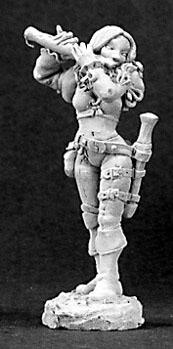 DHL: Anwyn, Female Bard Blister Packet