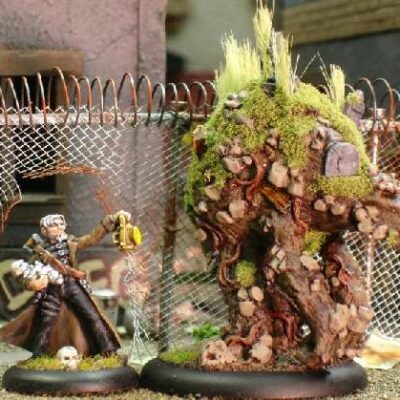 Spine: Grave Golem & Caretaker Blister Pack