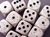 Dice: 12 - 16mm Arctic Camo