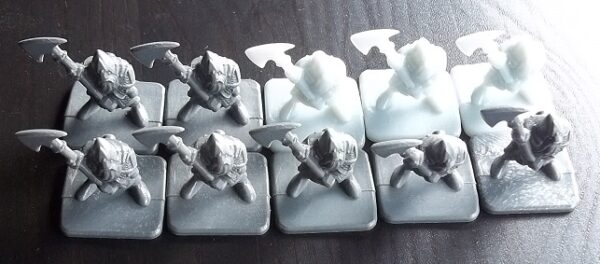 Fantasy: Dwarf Warriors with Axe x10 (Loose)