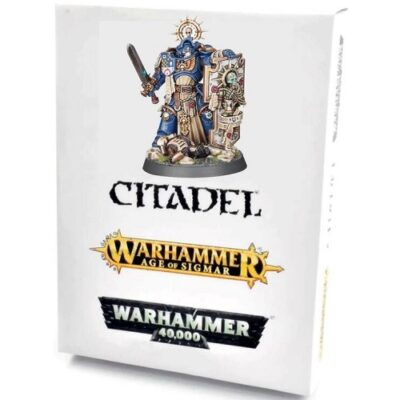 Space Marines: Captain with Relic Shield